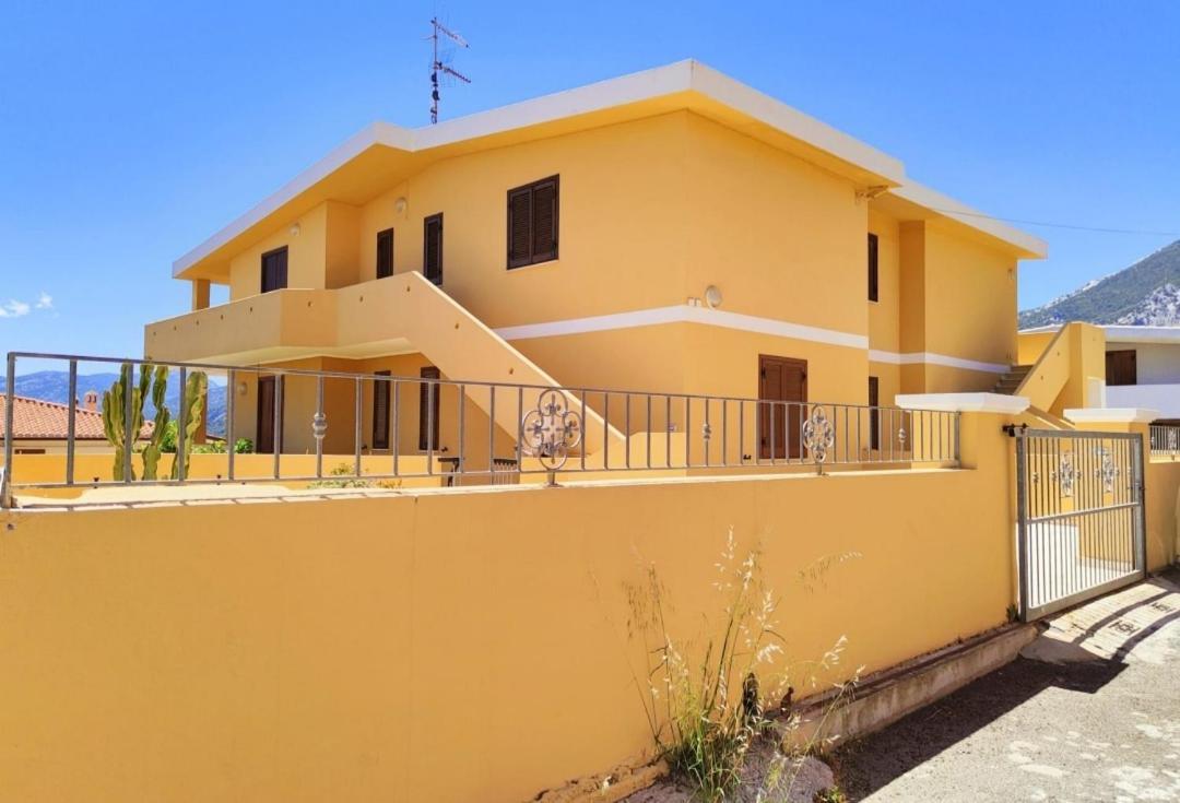 Appartamento Neruda Cala Gonone Exterior photo